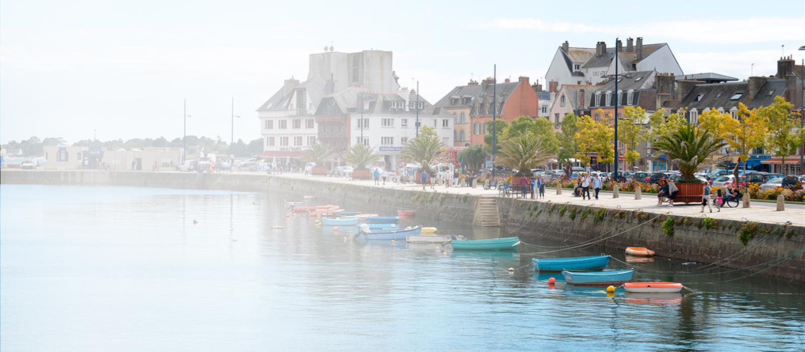 Port de Concarneau Hôtel les Océanides